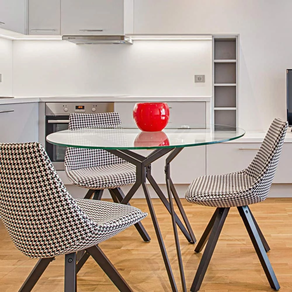 40 in. Clear Round Glass Table Top, 1/4 in. Thickness Tempered Flat Edge Polished by Fab Glass and Mirror 2 40 in. Clear Round Glass Table Top, 1/4 in. Thickness Tempered Flat Edge Polished by Fab Glass and Mirror - Image 2