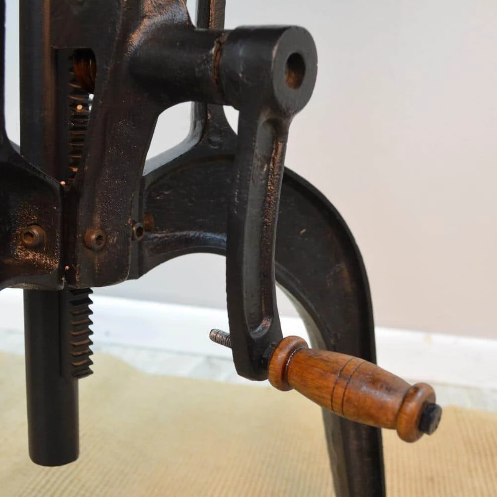 Regan Chestnut and Black End Table by Carolina Cottage 4 Regan Chestnut and Black End Table by Carolina Cottage - Image 4